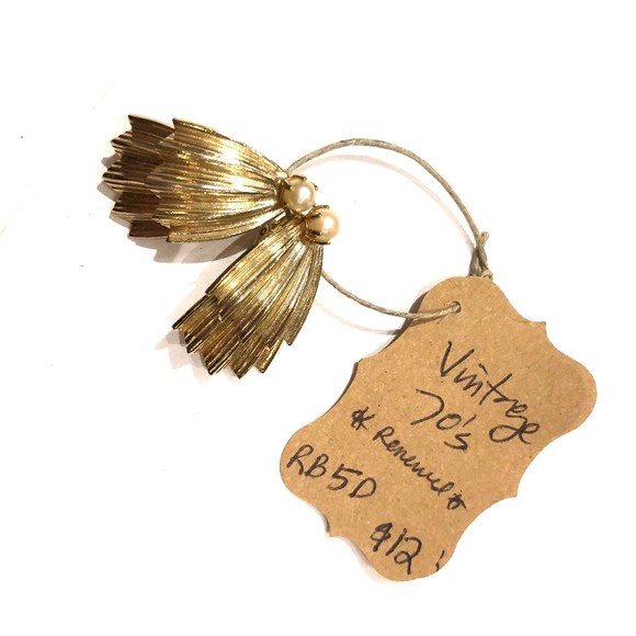 Vintage earrings 70s clip on gold leaf faux pearl - Picture 5 of 5